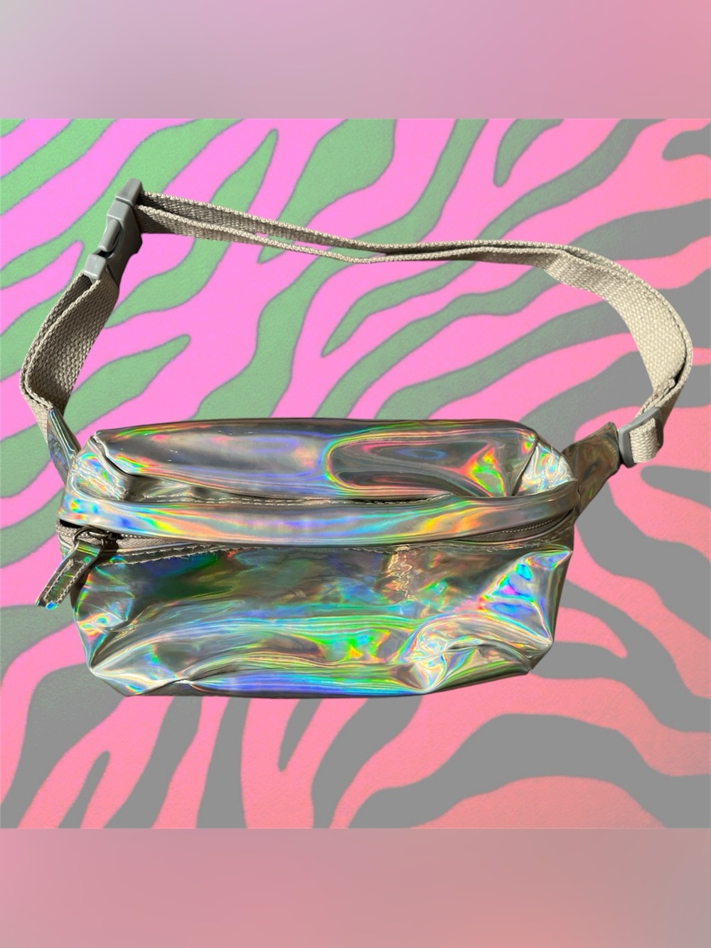 raver fannypack holographic iridescent silver belt bag